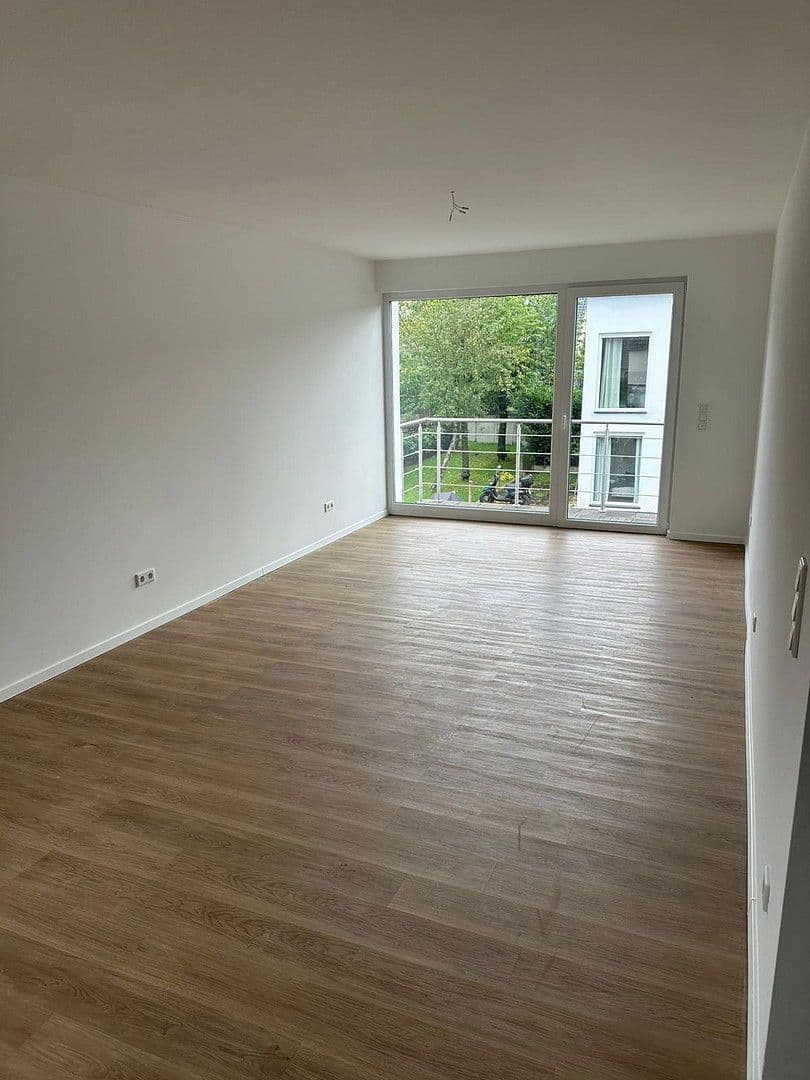 Pronájem bytu 3+1 104 m², Bad Lippspringer Str. 24, Paderborn, Severní Porýní-Vestfálsko Pronájem bytu 3+1 104 m², Bad Lippspringer Str. 24, Paderborn, Severní Porýní-Vestfálsko