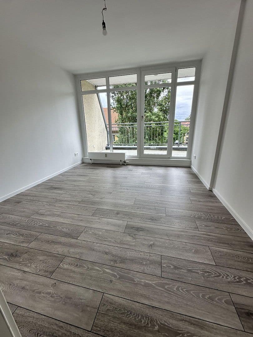Prodej bytu 6+1 117 m², Streitstraße 43, Berlin, Berlín Prodej bytu 6+1 117 m², Streitstraße 43, Berlin, Berlín