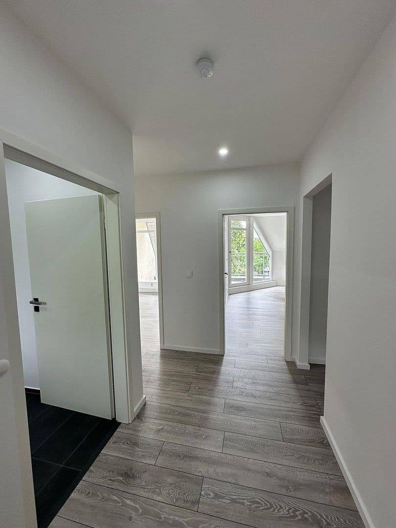 Prodej bytu 6+1 117 m², Streitstraße 43, Berlin, Berlín Prodej bytu 6+1 117 m², Streitstraße 43, Berlin, Berlín