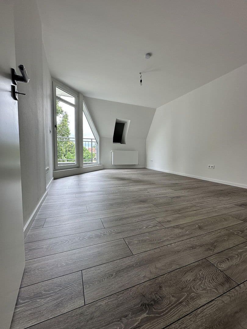 Prodej bytu 6+1 117 m², Streitstraße 43, Berlin, Berlín Prodej bytu 6+1 117 m², Streitstraße 43, Berlin, Berlín