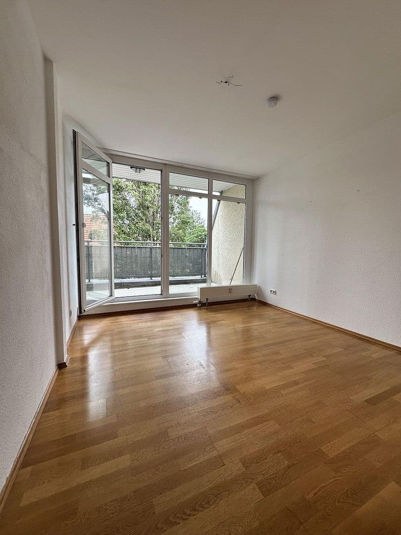 Prodej bytu 6+1 117 m², Streitstraße 43, Berlin, Berlín Prodej bytu 6+1 117 m², Streitstraße 43, Berlin, Berlín