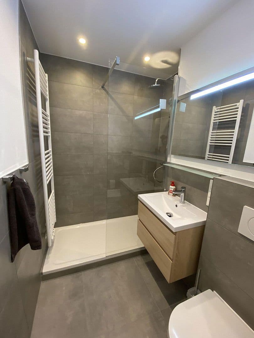 Prodej bytu 1+1 32 m², Mittlerer Hasenpfad 39, Frankfurt am Main, Hessen Prodej bytu 1+1 32 m², Mittlerer Hasenpfad 39, Frankfurt am Main, Hessen
