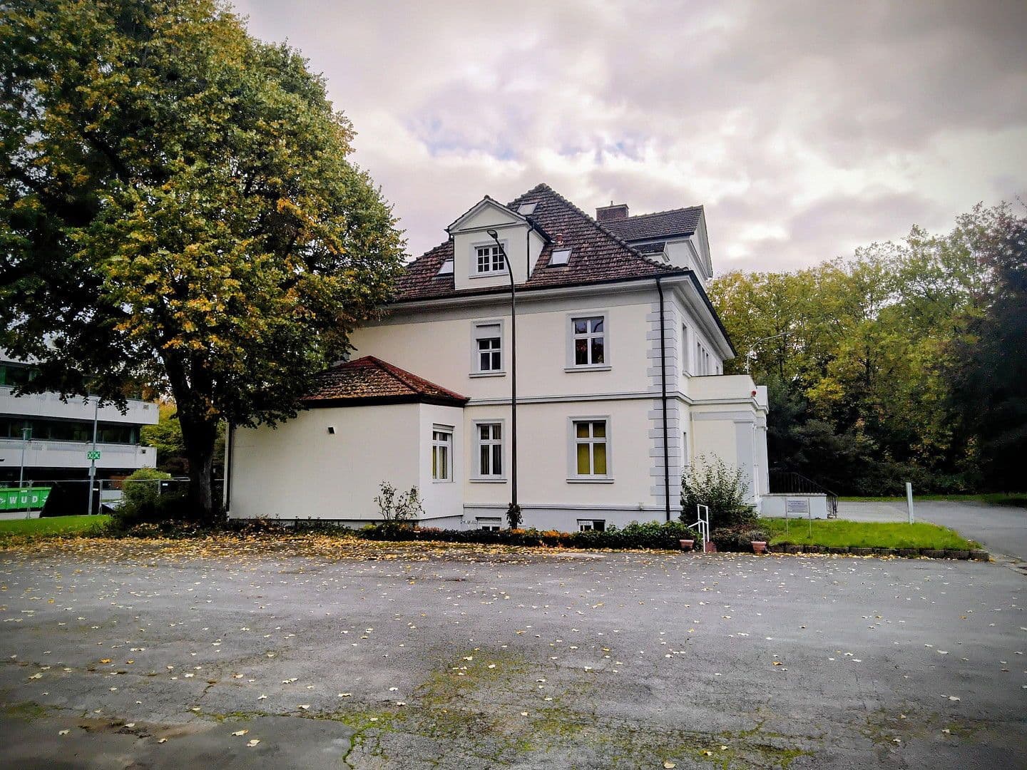 Prodej domu 710 m², pozemek 3.114 m², Peter-Neuber-Allee 3, Neunkirchen, Země Sársko Prodej domu 710 m², pozemek 3.114 m², Peter-Neuber-Allee 3, Neunkirchen, Země Sársko