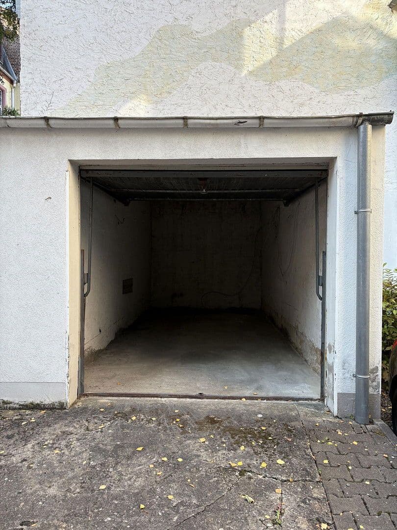 Pronájem garáže 14 m², Nordendstrasse 18, Innenhof, Frankfurt am Main, Hessen Pronájem garáže 14 m², Nordendstrasse 18, Innenhof, Frankfurt am Main, Hessen