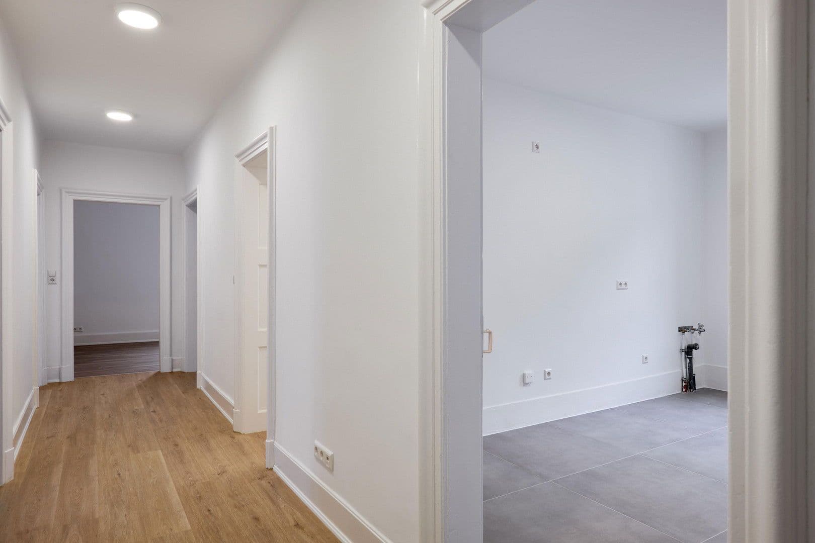 Prodej bytu 3+1 96 m², Friedrichstraße 9, Wolfach, Bádensko-Württembersko Prodej bytu 3+1 96 m², Friedrichstraße 9, Wolfach, Bádensko-Württembersko