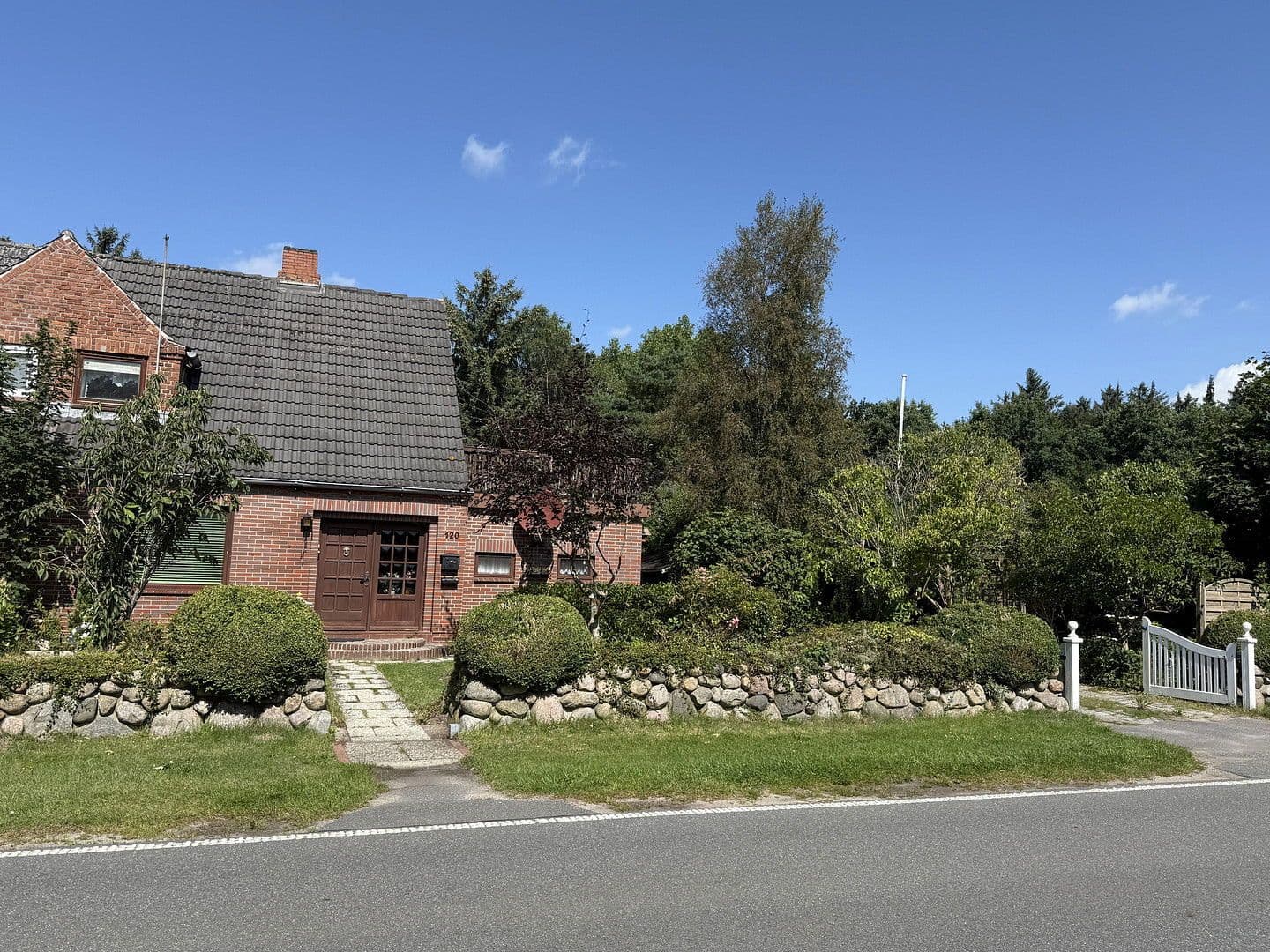 Prodej domu 120 m², pozemek 1.012 m², Süderlügum, Šlesvicko-Holštýnsko Prodej domu 120 m², pozemek 1.012 m², Süderlügum, Šlesvicko-Holštýnsko