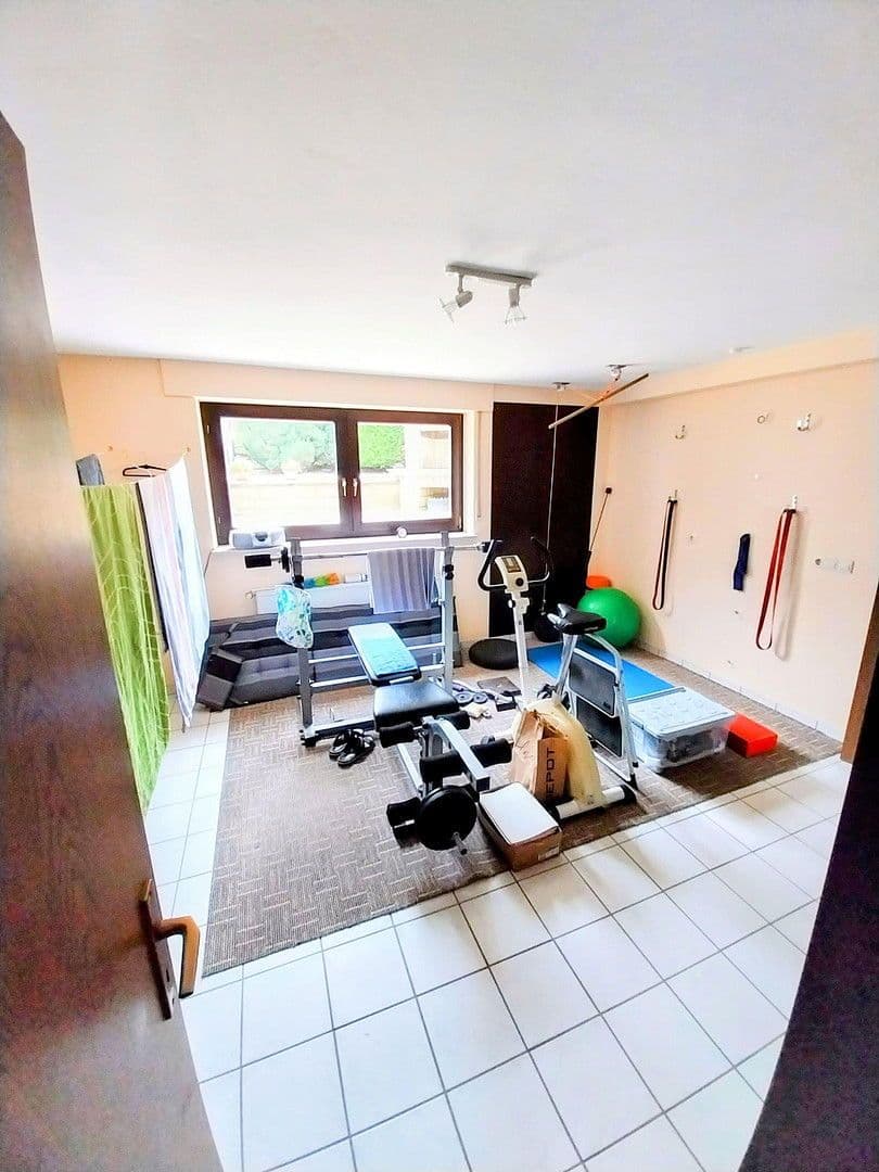 Prodej domu 270 m², pozemek 4.756 m², Isenstedter Strasse 154, Espelkamp, Severní Porýní-Vestfálsko Prodej domu 270 m², pozemek 4.756 m², Isenstedter Strasse 154, Espelkamp, Severní Porýní-Vestfálsko