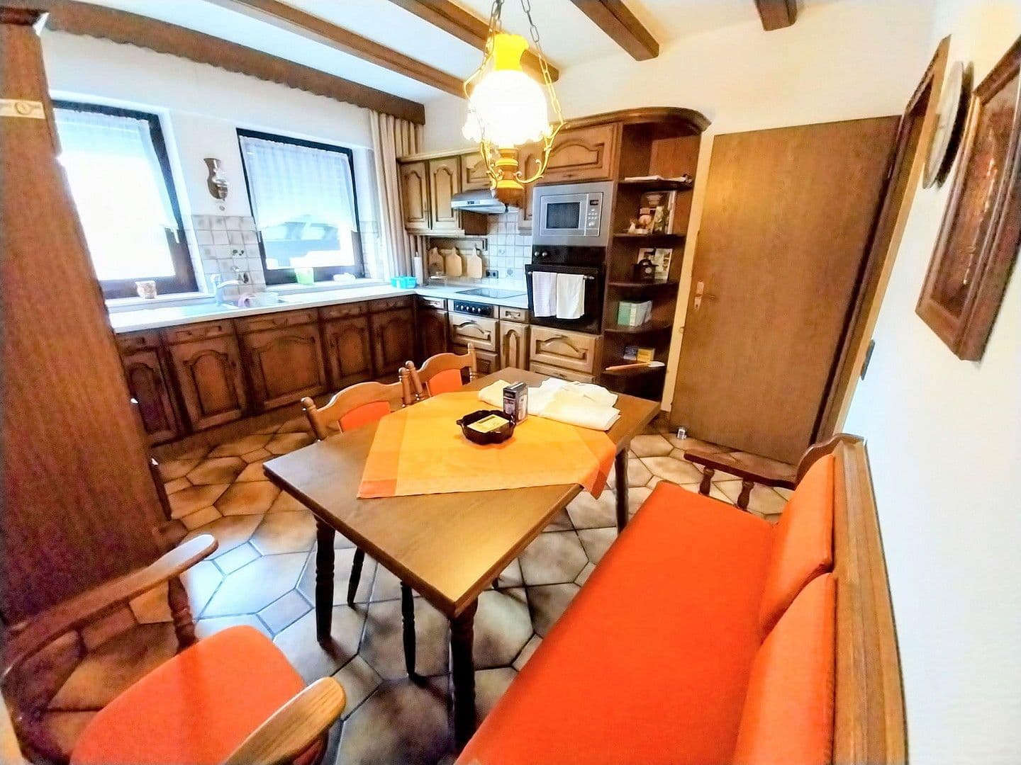 Prodej domu 270 m², pozemek 4.756 m², Isenstedter Strasse 154, Espelkamp, Severní Porýní-Vestfálsko Prodej domu 270 m², pozemek 4.756 m², Isenstedter Strasse 154, Espelkamp, Severní Porýní-Vestfálsko
