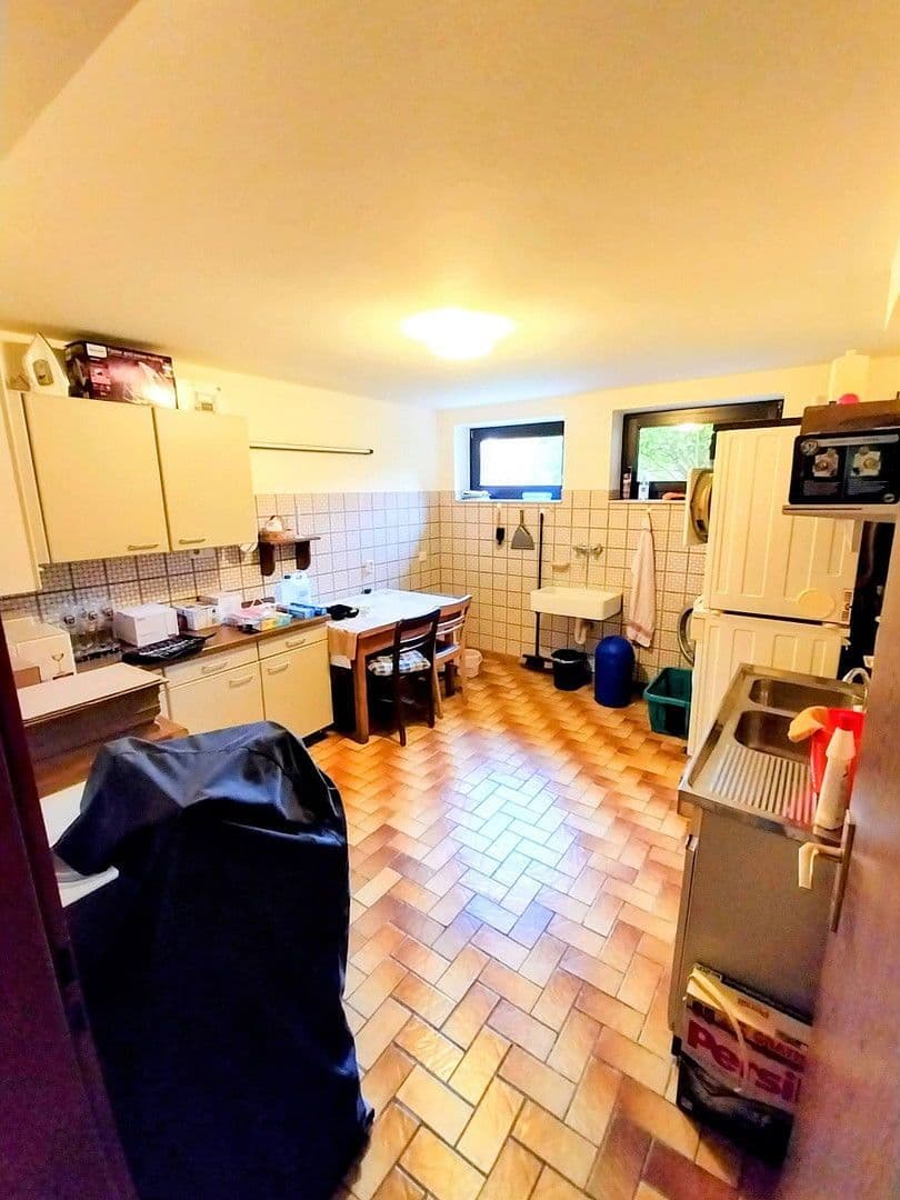 Prodej domu 270 m², pozemek 4.756 m², Isenstedter Strasse 154, Espelkamp, Severní Porýní-Vestfálsko Prodej domu 270 m², pozemek 4.756 m², Isenstedter Strasse 154, Espelkamp, Severní Porýní-Vestfálsko