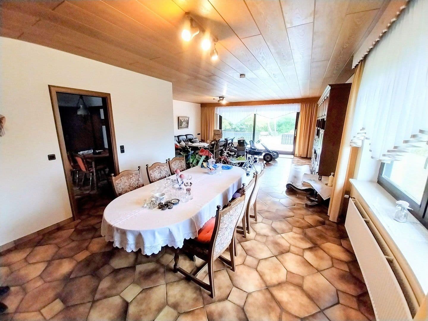 Prodej domu 270 m², pozemek 4.756 m², Isenstedter Strasse 154, Espelkamp, Severní Porýní-Vestfálsko Prodej domu 270 m², pozemek 4.756 m², Isenstedter Strasse 154, Espelkamp, Severní Porýní-Vestfálsko