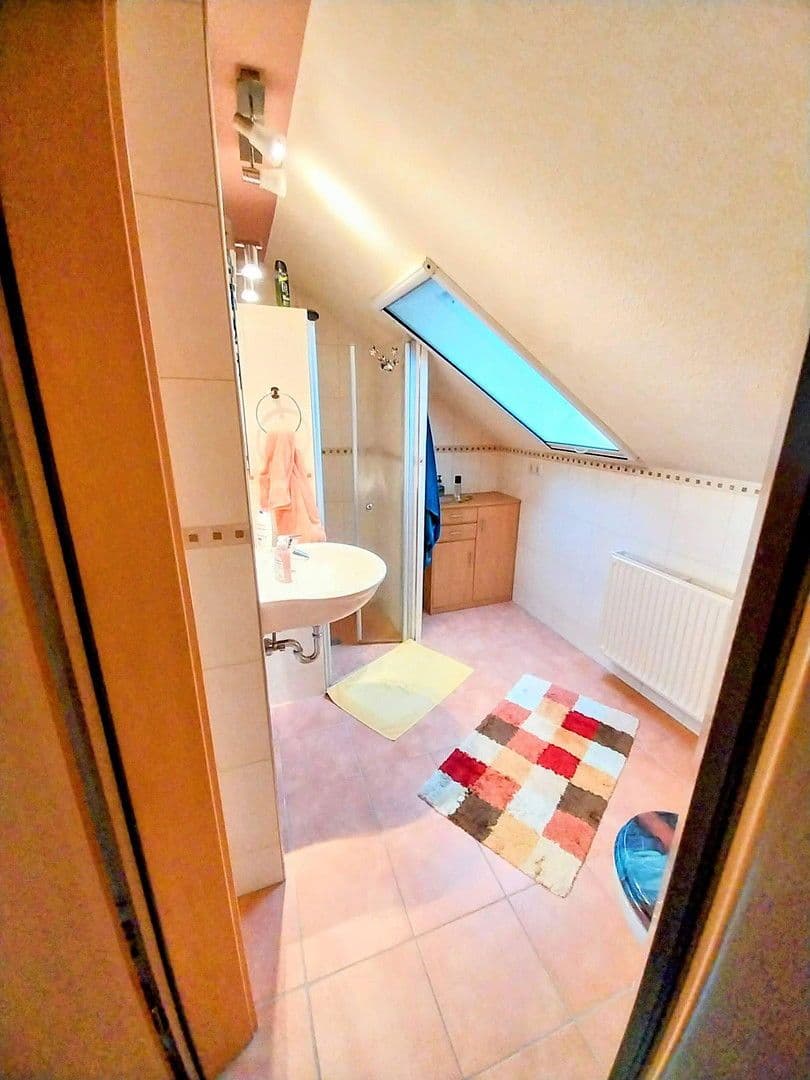 Prodej domu 270 m², pozemek 4.756 m², Isenstedter Strasse 154, Espelkamp, Severní Porýní-Vestfálsko Prodej domu 270 m², pozemek 4.756 m², Isenstedter Strasse 154, Espelkamp, Severní Porýní-Vestfálsko