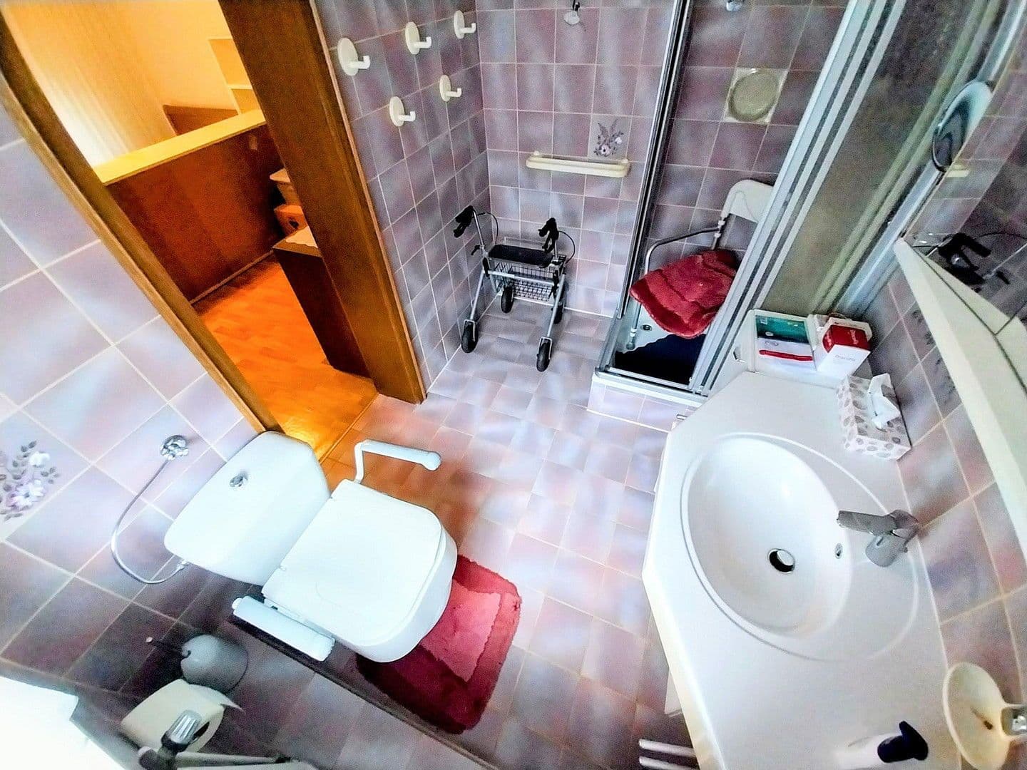 Prodej domu 270 m², pozemek 4.756 m², Isenstedter Strasse 154, Espelkamp, Severní Porýní-Vestfálsko Prodej domu 270 m², pozemek 4.756 m², Isenstedter Strasse 154, Espelkamp, Severní Porýní-Vestfálsko