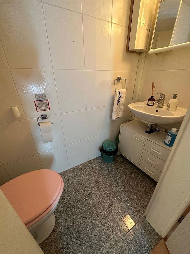 Prodej kanceláře 42 m², Gronaustr. 32, Köln, Severní Porýní-Vestfálsko Prodej kanceláře 42 m², Gronaustr. 32, Köln, Severní Porýní-Vestfálsko