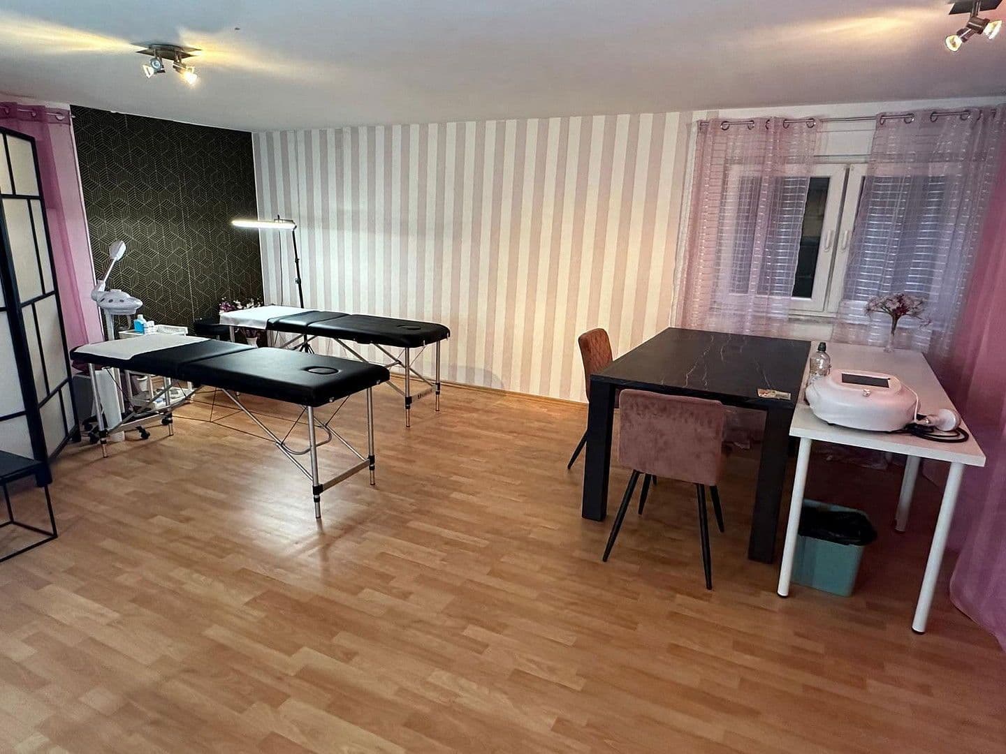 Prodej kanceláře 42 m², Gronaustr. 32, Köln, Severní Porýní-Vestfálsko Prodej kanceláře 42 m², Gronaustr. 32, Köln, Severní Porýní-Vestfálsko