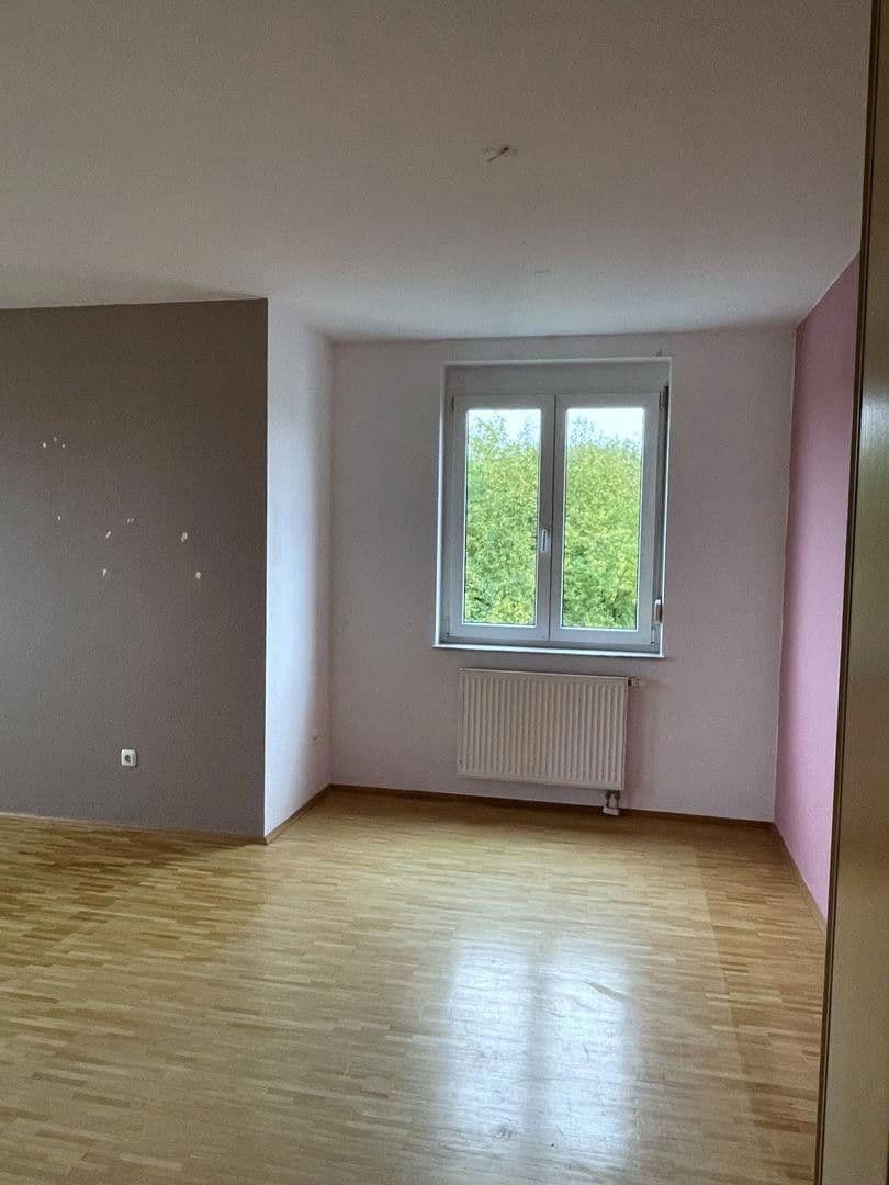 Prodej domu 160 m², pozemek 300 m², Groß-Zimmern, Hessen Prodej domu 160 m², pozemek 300 m², Groß-Zimmern, Hessen