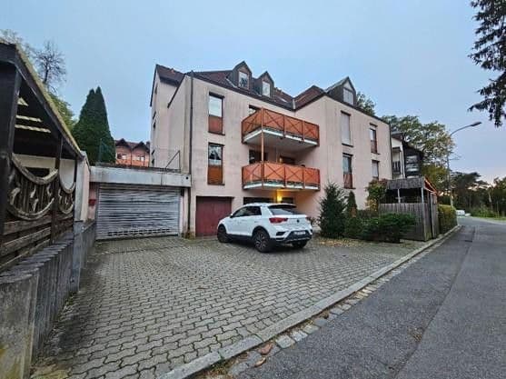 Prodej bytu 3+1 86 m², Röthenbach an der Pegnitz, Bavorsko Prodej bytu 3+1 86 m², Röthenbach an der Pegnitz, Bavorsko
