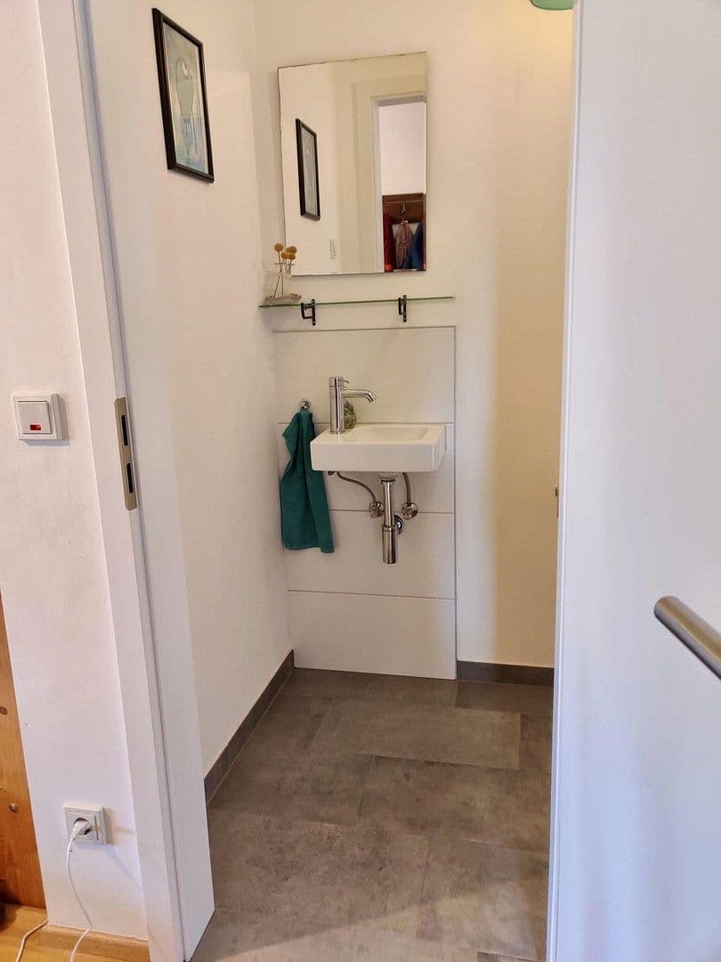 Pronájem bytu 3+1 113 m², Neunkirchen-Seelscheid, Severní Porýní-Vestfálsko Pronájem bytu 3+1 113 m², Neunkirchen-Seelscheid, Severní Porýní-Vestfálsko