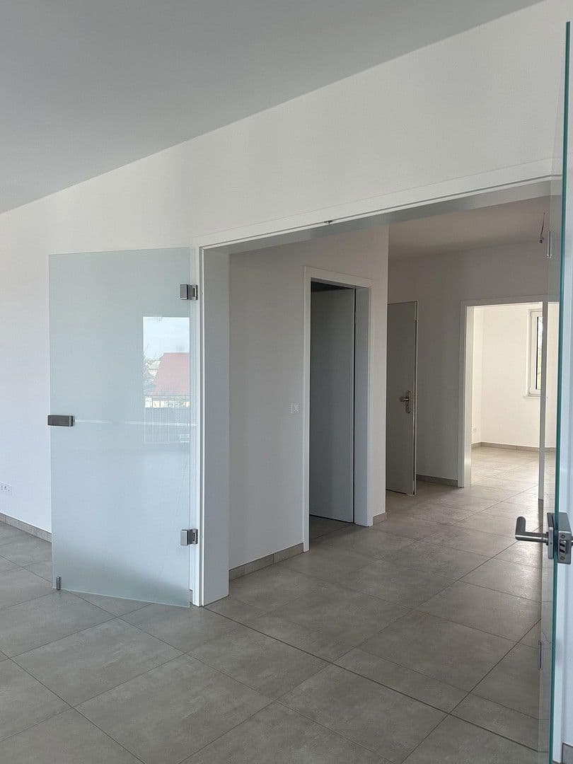 Pronájem bytu 3+1 92 m², An den Klosteräckern 1, Luckau, Braniborsko Pronájem bytu 3+1 92 m², An den Klosteräckern 1, Luckau, Braniborsko