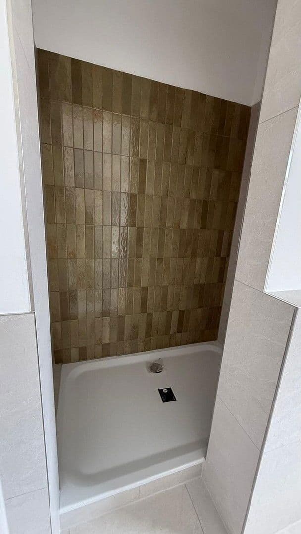 Pronájem bytu 3+1 103 m², Nieder-Olm, Porýní-Falc Pronájem bytu 3+1 103 m², Nieder-Olm, Porýní-Falc