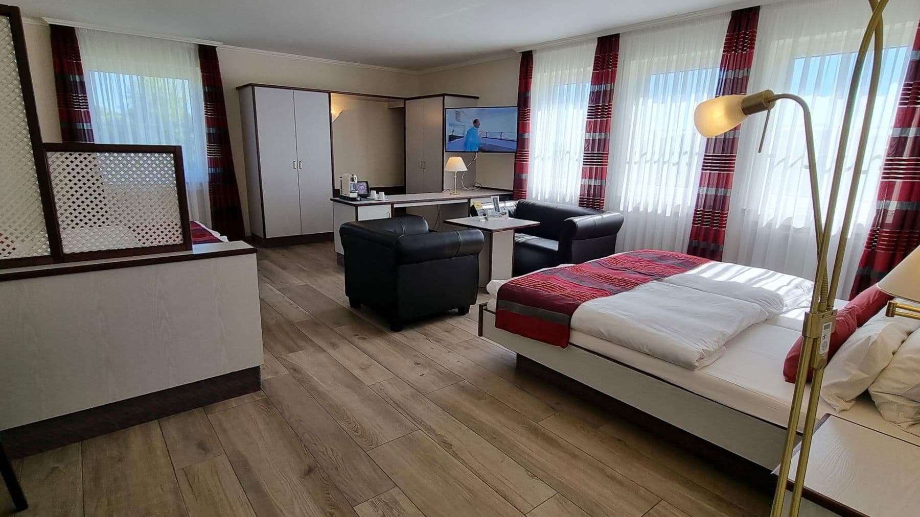 Prodej nebytového prostoru 4.041 m², Zum weißen Kreuz 20, Oberthulba, Bavorsko Prodej nebytového prostoru 4.041 m², Zum weißen Kreuz 20, Oberthulba, Bavorsko