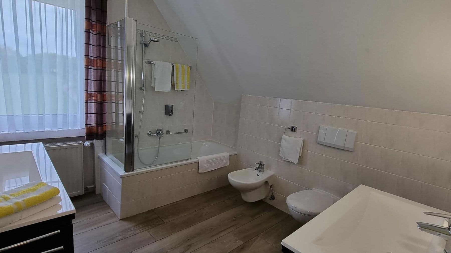 Prodej nebytového prostoru 4.041 m², Zum weißen Kreuz 20, Oberthulba, Bavorsko Prodej nebytového prostoru 4.041 m², Zum weißen Kreuz 20, Oberthulba, Bavorsko