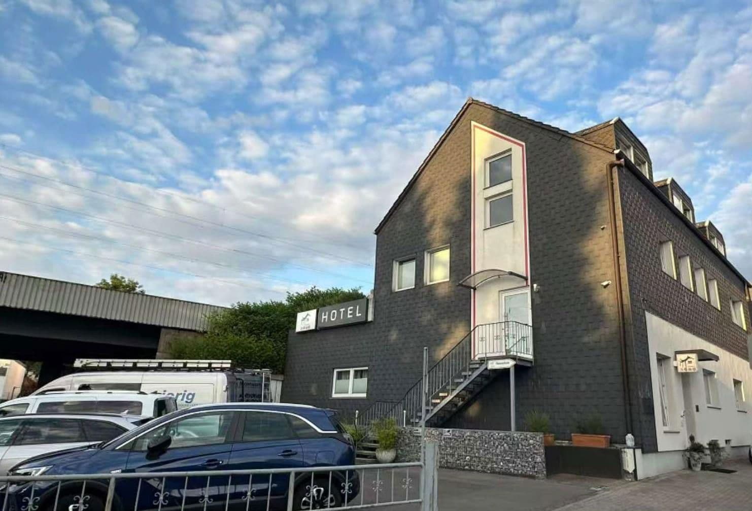 Prodej nebytového prostoru 640 m², Mülheim an der Ruhr, Severní Porýní-Vestfálsko Prodej nebytového prostoru 640 m², Mülheim an der Ruhr, Severní Porýní-Vestfálsko