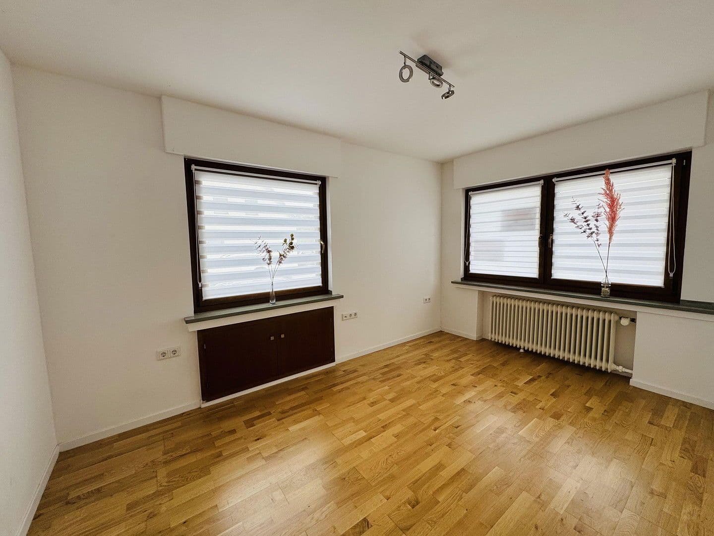 Prodej domu 182 m², pozemek 757 m², Aldenhoven, Severní Porýní-Vestfálsko Prodej domu 182 m², pozemek 757 m², Aldenhoven, Severní Porýní-Vestfálsko