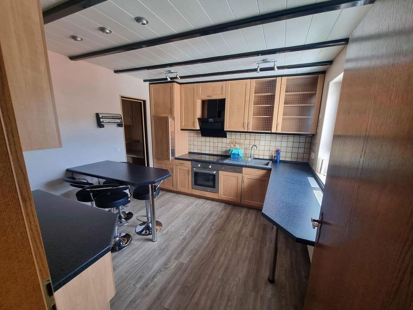 Prodej domu 249 m², pozemek 550 m², Bergstraße 14, Herrstein, Porýní-Falc Prodej domu 249 m², pozemek 550 m², Bergstraße 14, Herrstein, Porýní-Falc