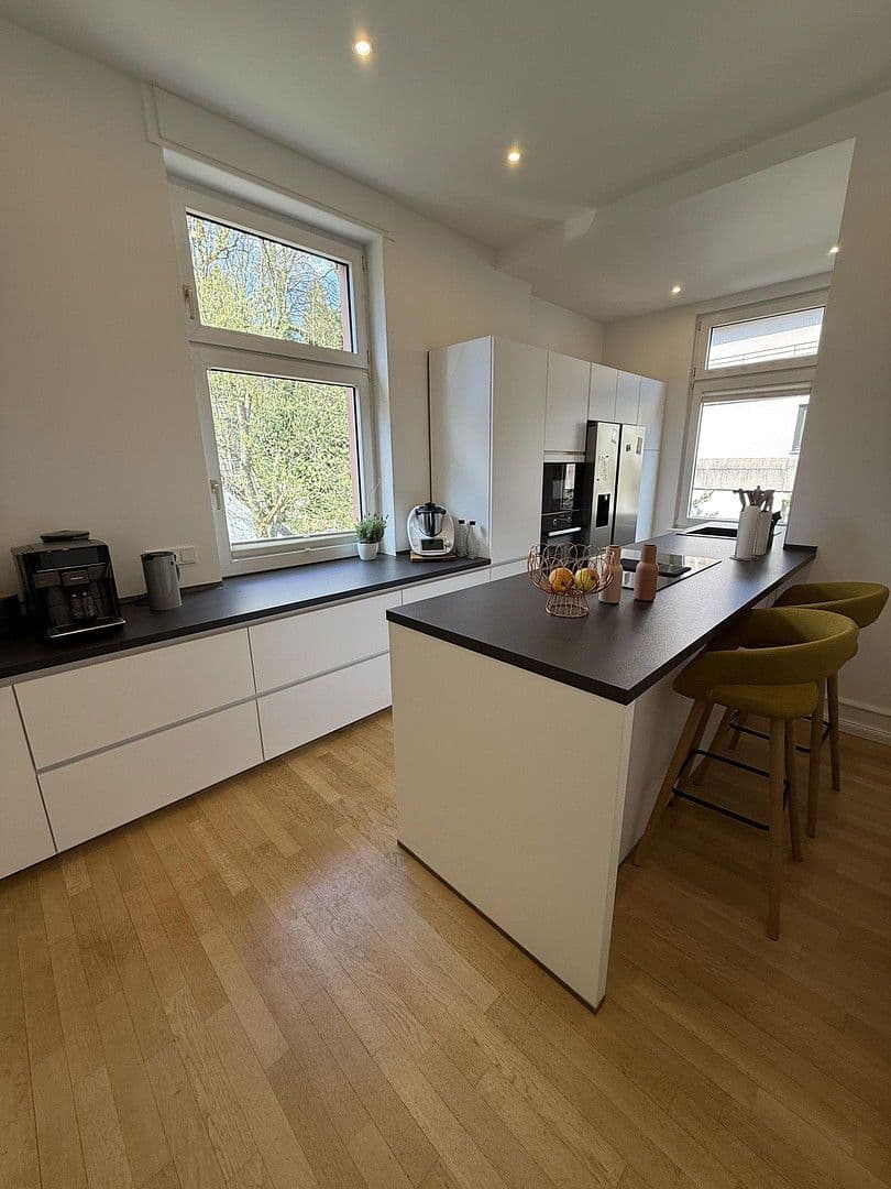 Pronájem bytu 5+1 128 m², Limburgerstraße 19, Königstein im Taunus, Hessen Pronájem bytu 5+1 128 m², Limburgerstraße 19, Königstein im Taunus, Hessen