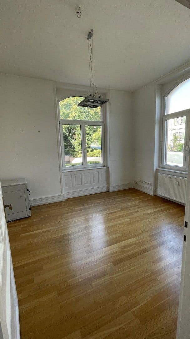 Pronájem bytu 5+1 128 m², Limburgerstraße 19, Königstein im Taunus, Hessen Pronájem bytu 5+1 128 m², Limburgerstraße 19, Königstein im Taunus, Hessen