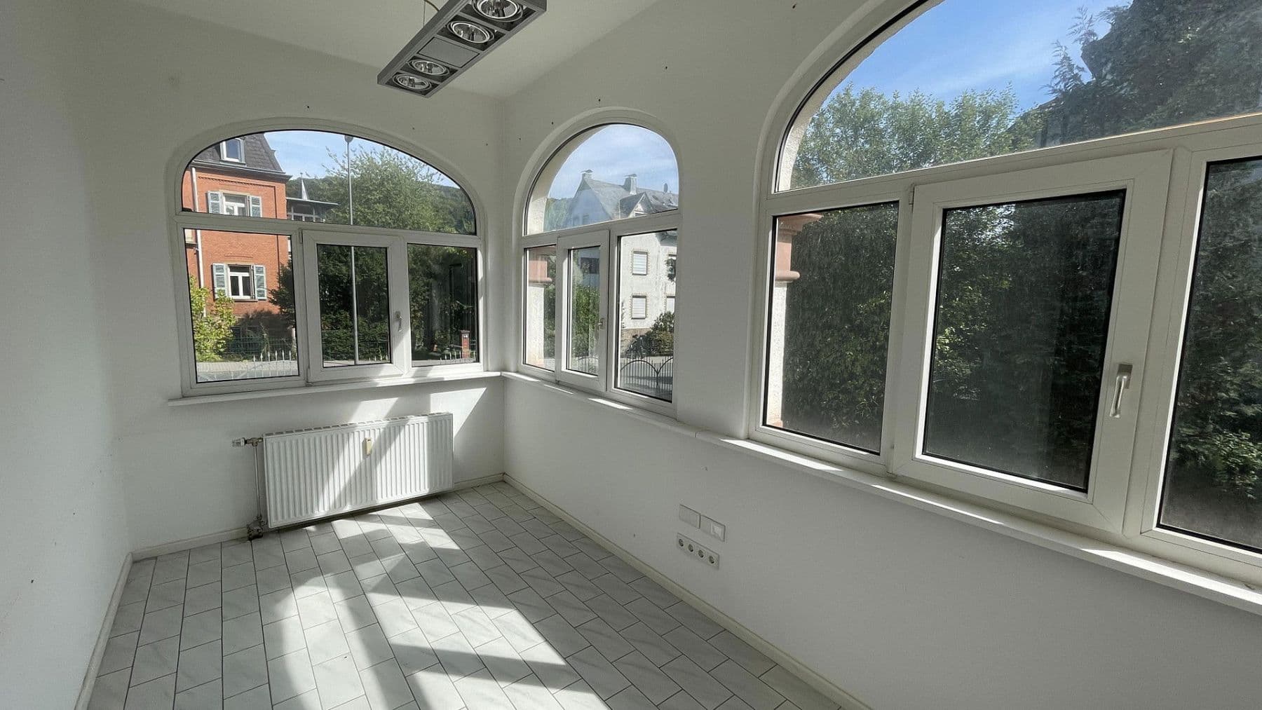 Pronájem bytu 5+1 128 m², Limburgerstraße 19, Königstein im Taunus, Hessen Pronájem bytu 5+1 128 m², Limburgerstraße 19, Königstein im Taunus, Hessen