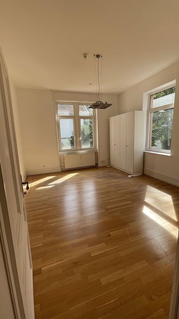 Pronájem bytu 5+1 128 m², Limburgerstraße 19, Königstein im Taunus, Hessen Pronájem bytu 5+1 128 m², Limburgerstraße 19, Königstein im Taunus, Hessen