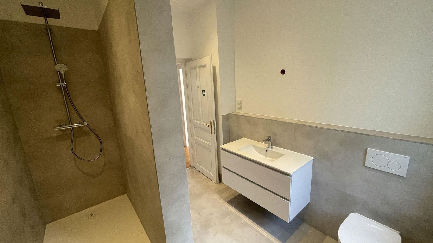 Pronájem bytu 5+1 128 m², Limburgerstraße 19, Königstein im Taunus, Hessen Pronájem bytu 5+1 128 m², Limburgerstraße 19, Königstein im Taunus, Hessen