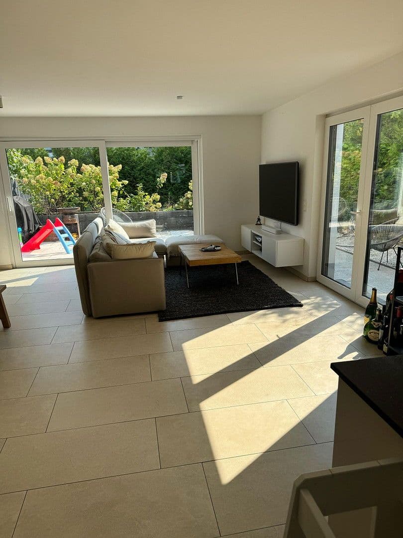 Prodej domu 175 m², pozemek 271 m², Köln, Severní Porýní-Vestfálsko Prodej domu 175 m², pozemek 271 m², Köln, Severní Porýní-Vestfálsko