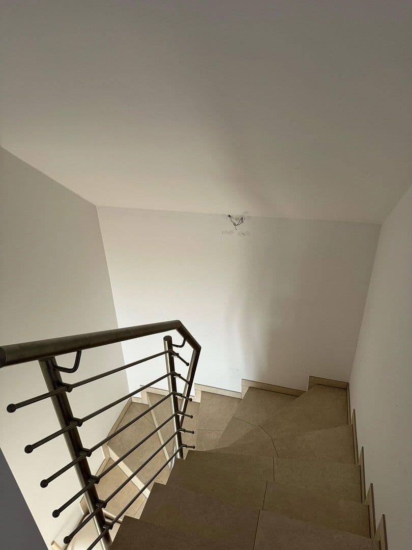 Prodej domu 175 m², pozemek 271 m², Köln, Severní Porýní-Vestfálsko Prodej domu 175 m², pozemek 271 m², Köln, Severní Porýní-Vestfálsko
