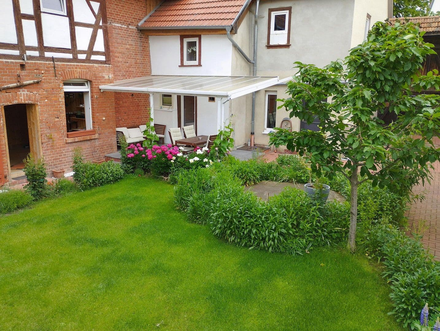 Prodej domu 229 m², pozemek 493 m², Erfurt, Durynsko Prodej domu 229 m², pozemek 493 m², Erfurt, Durynsko
