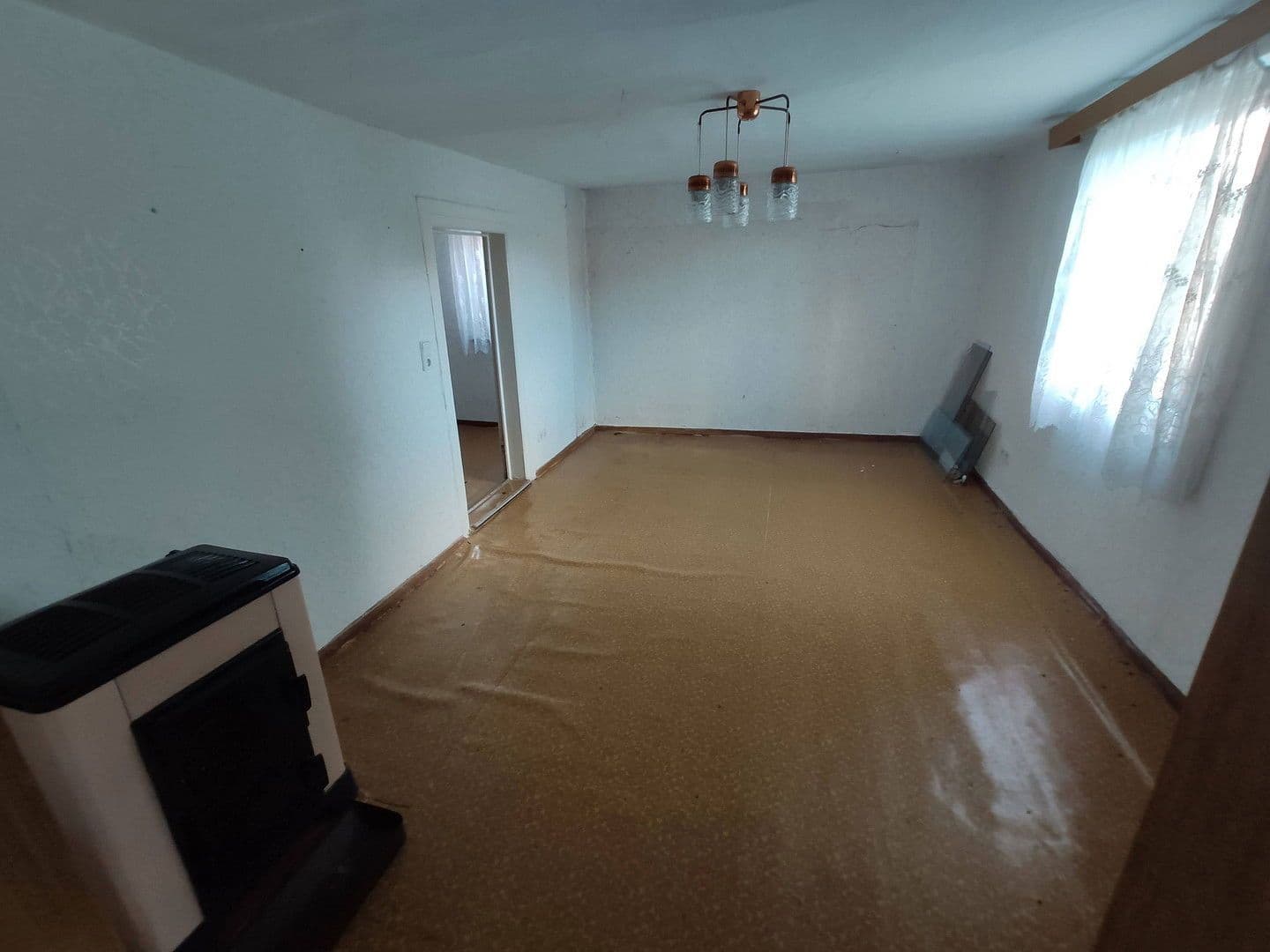 Prodej domu 130 m², pozemek 579 m², Crossen an der Elster, Durynsko Prodej domu 130 m², pozemek 579 m², Crossen an der Elster, Durynsko