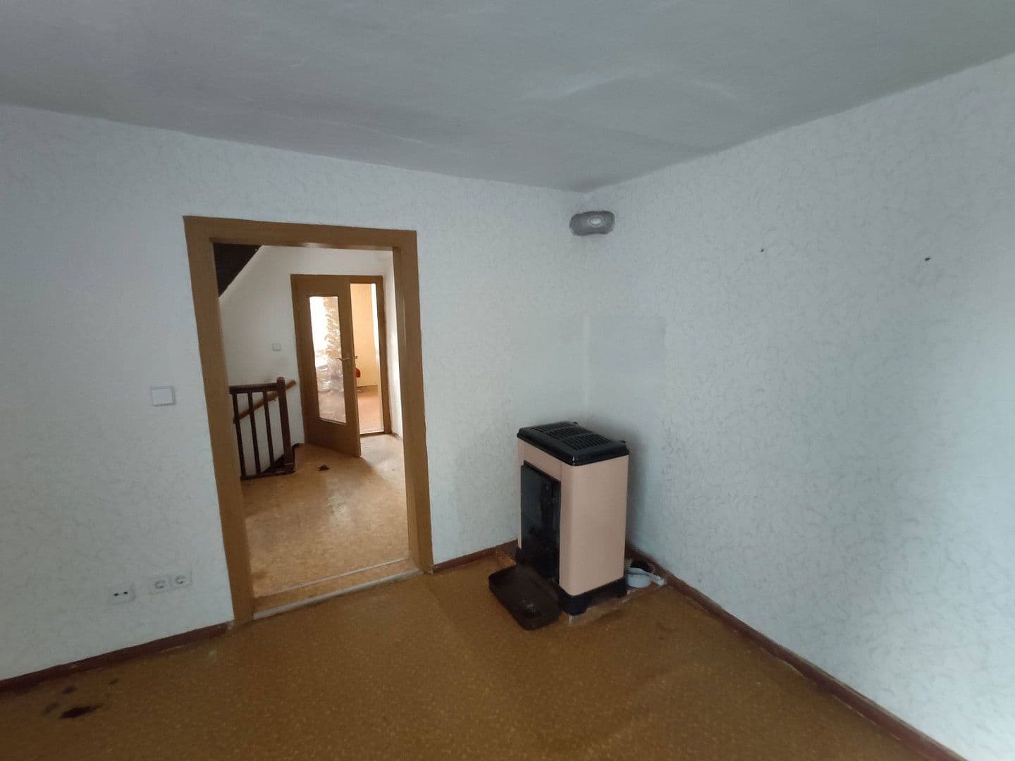 Prodej domu 130 m², pozemek 579 m², Crossen an der Elster, Durynsko Prodej domu 130 m², pozemek 579 m², Crossen an der Elster, Durynsko
