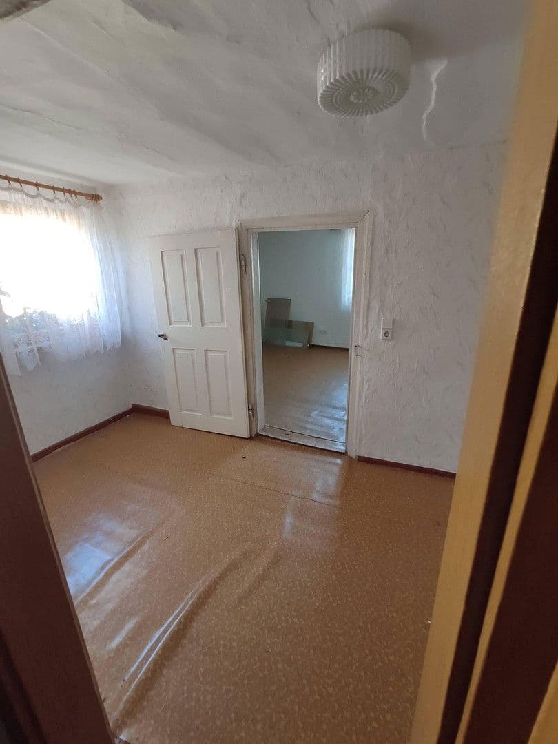 Prodej domu 130 m², pozemek 579 m², Crossen an der Elster, Durynsko Prodej domu 130 m², pozemek 579 m², Crossen an der Elster, Durynsko