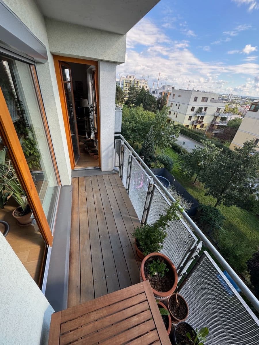 Prodej bytu 2+kk 50 m², Univerzitní, Praha, Praha Prodej bytu 2+kk 50 m², Univerzitní, Praha, Praha