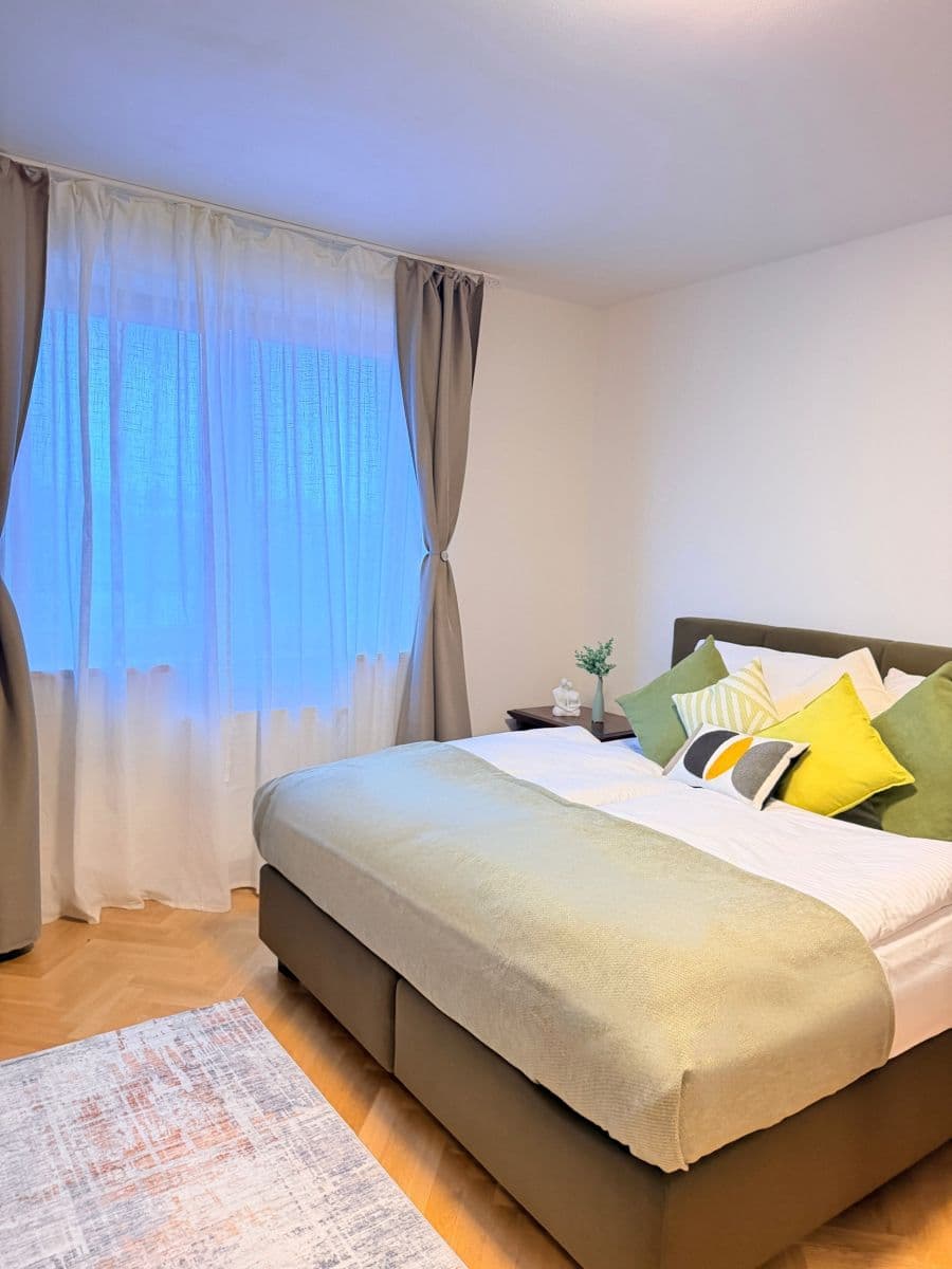 Pronájem bytu 107 m², Do Chuchle, Praha, Praha Pronájem bytu 107 m², Do Chuchle, Praha, Praha