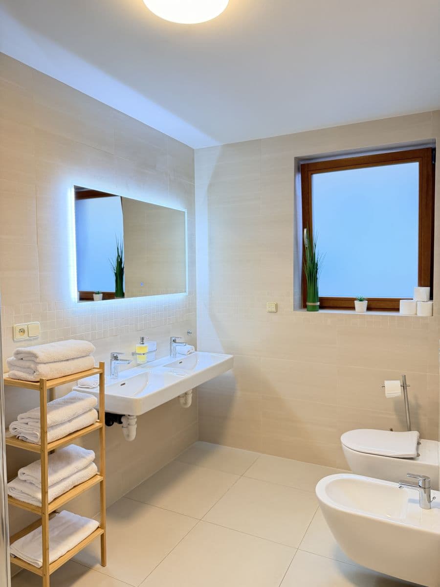 Pronájem bytu 107 m², Do Chuchle, Praha, Praha Pronájem bytu 107 m², Do Chuchle, Praha, Praha