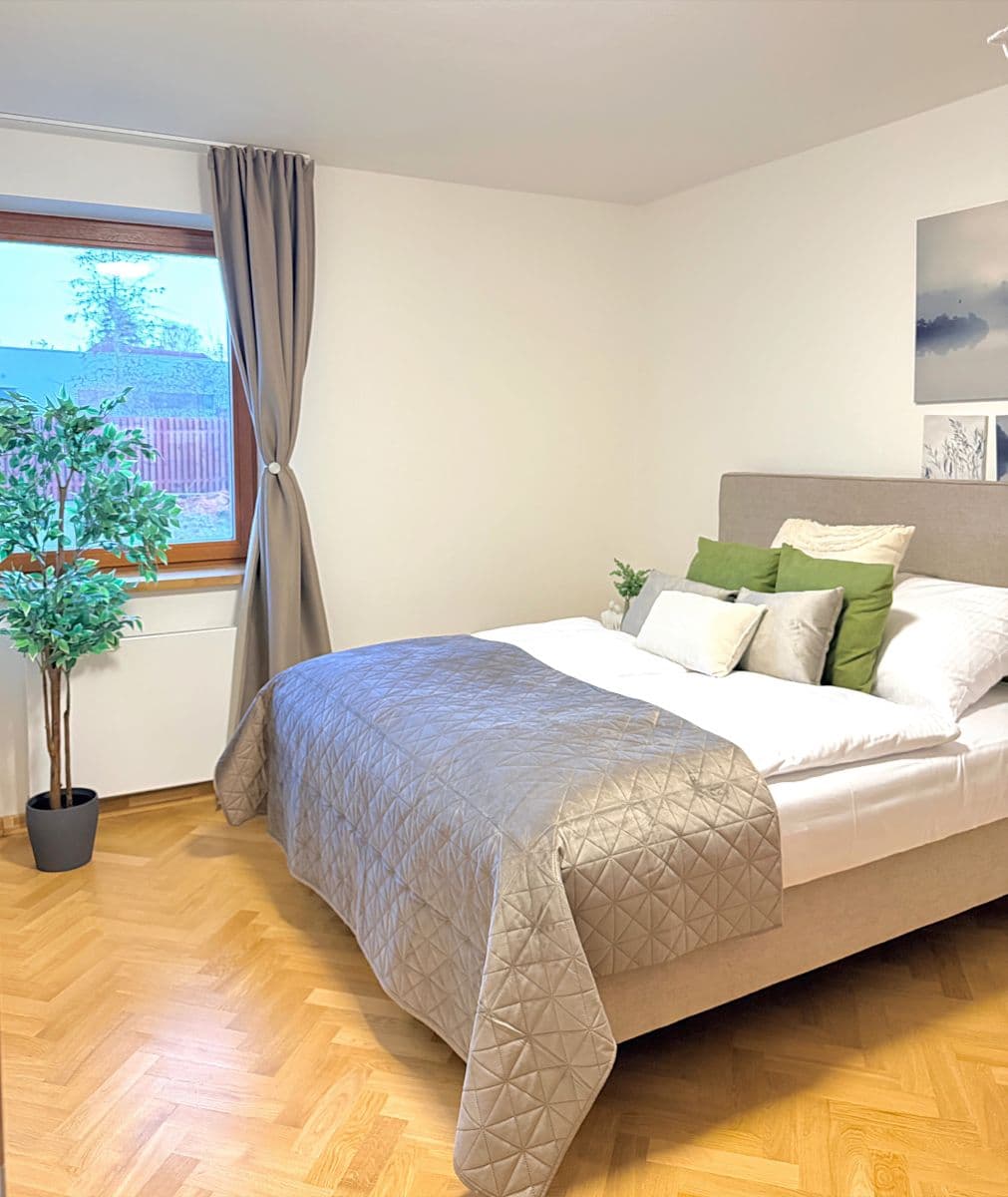 Pronájem bytu 116 m², Do Chuchle, Praha, Praha Pronájem bytu 116 m², Do Chuchle, Praha, Praha