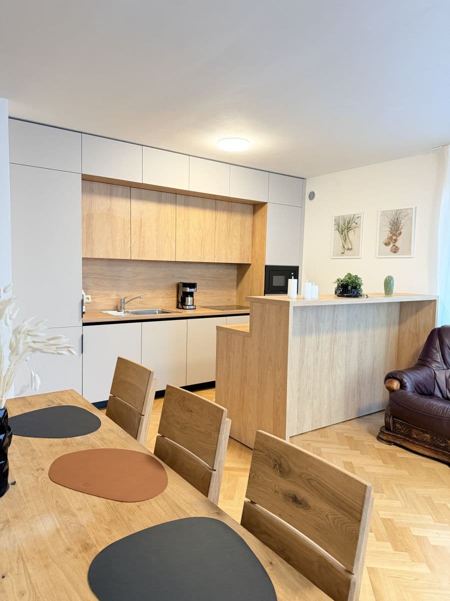 Pronájem bytu 116 m², Do Chuchle, Praha, Praha Pronájem bytu 116 m², Do Chuchle, Praha, Praha