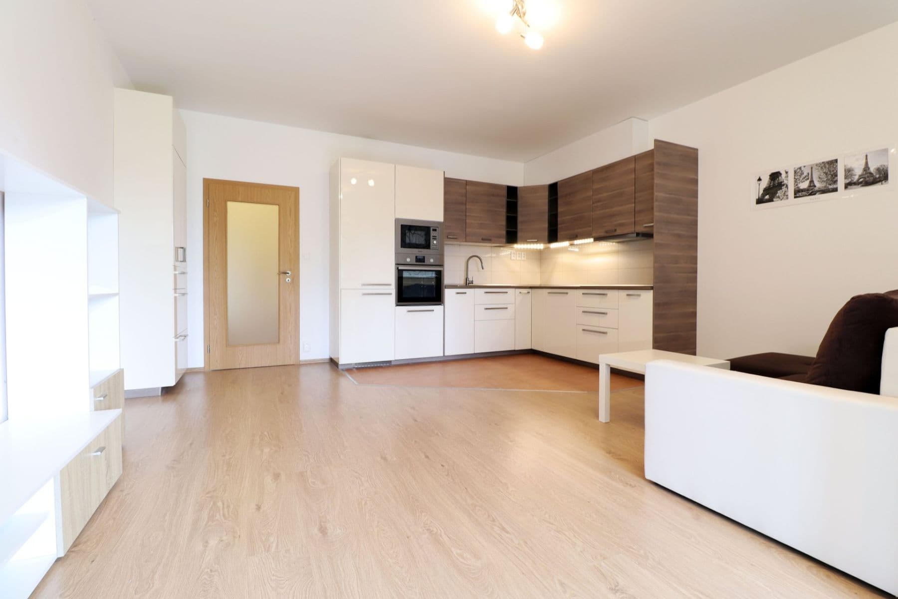 Pronájem bytu 1+kk 56 m², Březenská, Praha, Praha Pronájem bytu 1+kk 56 m², Březenská, Praha, Praha
