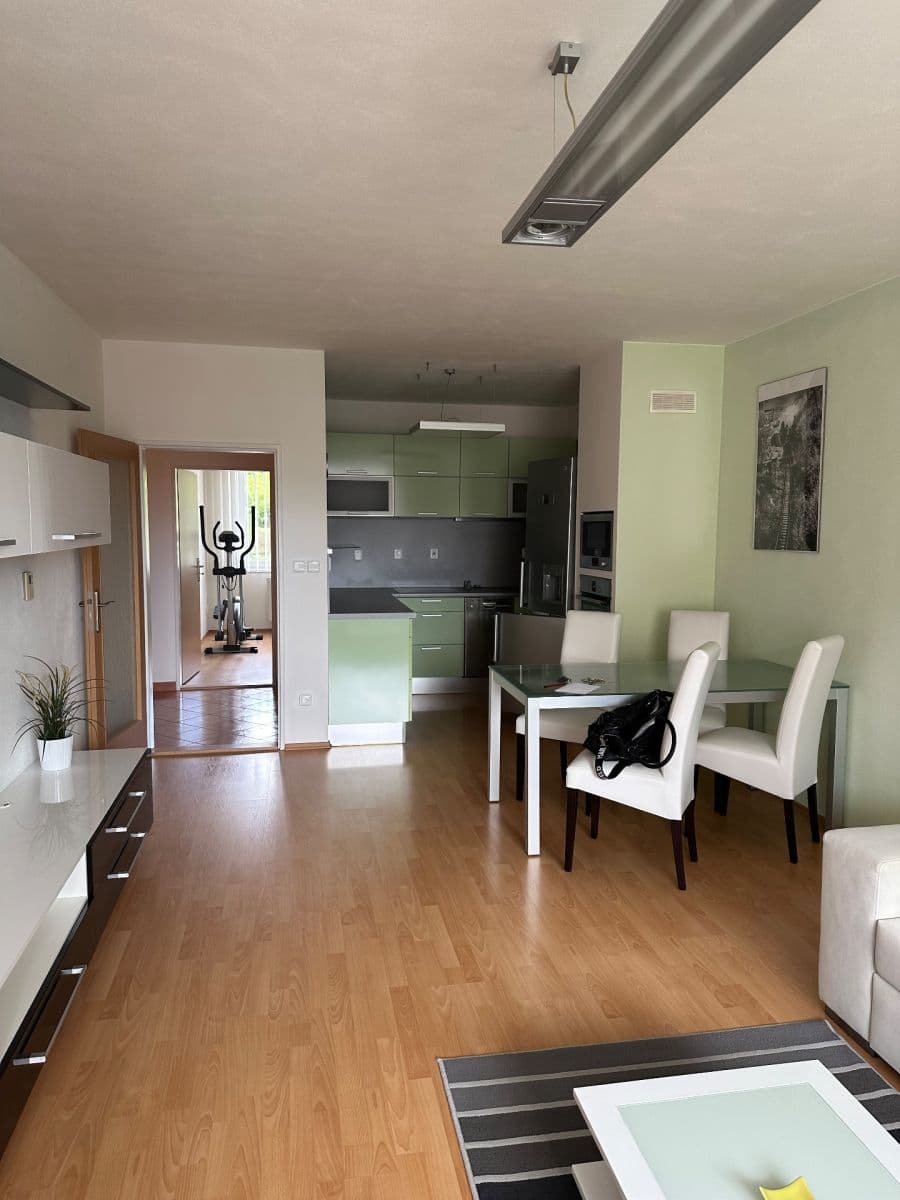 Pronájem bytu 2+kk 65 m², Bělohorská, Brno, Jihomoravský kraj Pronájem bytu 2+kk 65 m², Bělohorská, Brno, Jihomoravský kraj