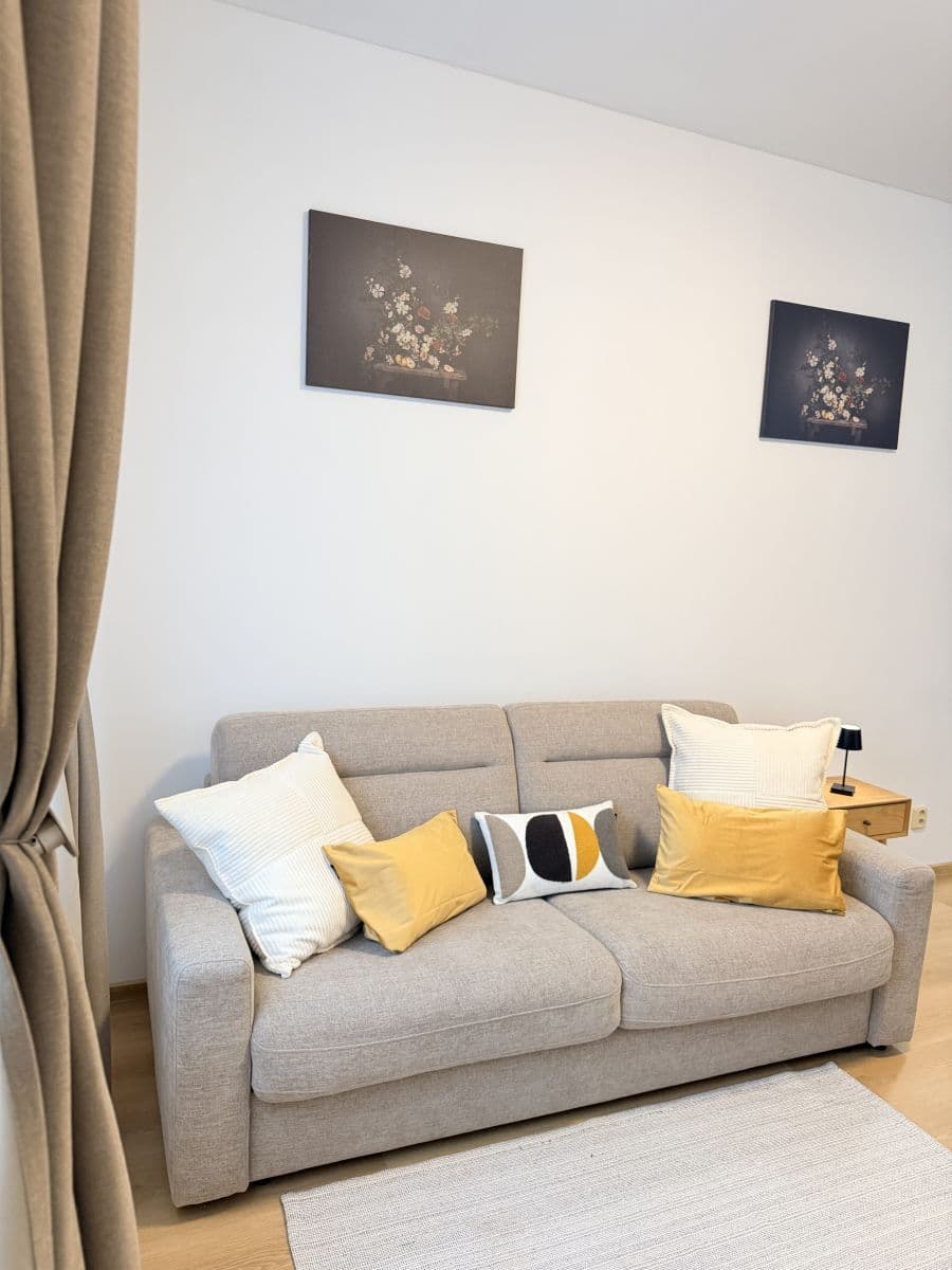 Pronájem bytu 44 m², Zbraslavská, Praha, Praha Pronájem bytu 44 m², Zbraslavská, Praha, Praha