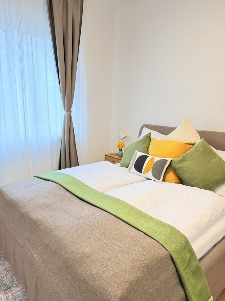 Pronájem bytu 44 m², Zbraslavská, Praha, Praha Pronájem bytu 44 m², Zbraslavská, Praha, Praha