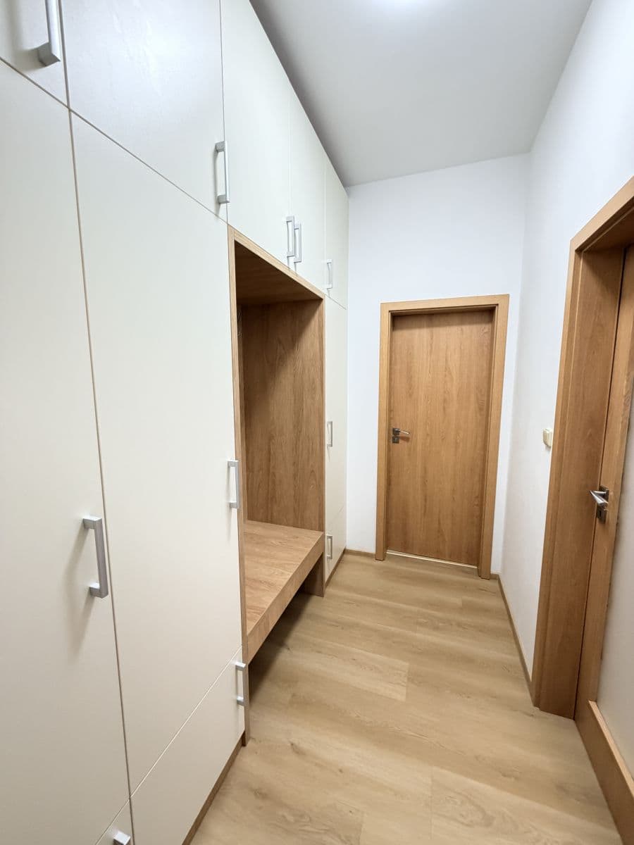 Pronájem bytu 53 m², Zbraslavská, Praha, Praha Pronájem bytu 53 m², Zbraslavská, Praha, Praha