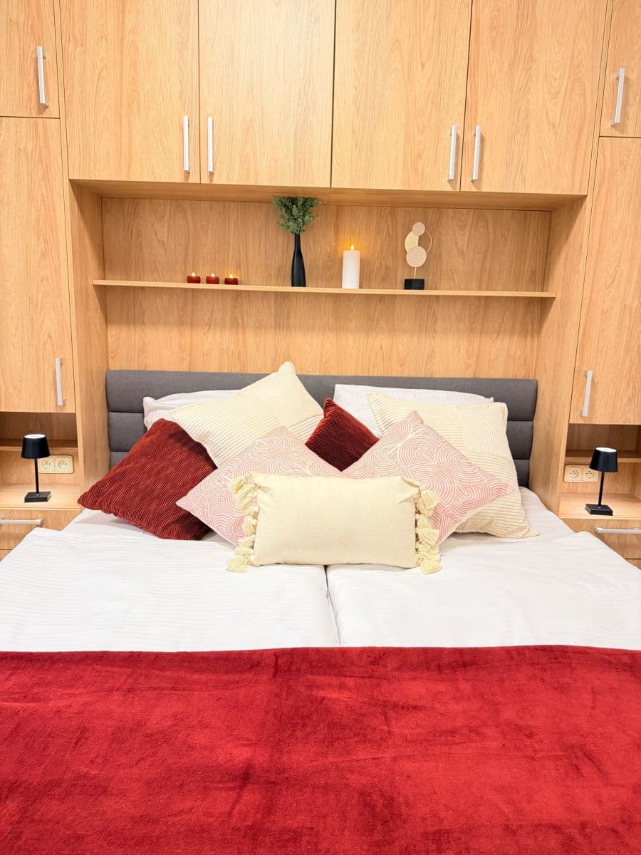 Pronájem bytu 43 m², Zbraslavská, Praha, Praha Pronájem bytu 43 m², Zbraslavská, Praha, Praha